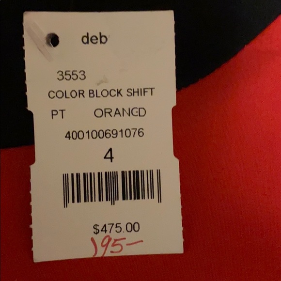 Dress - Picture 7 of 7